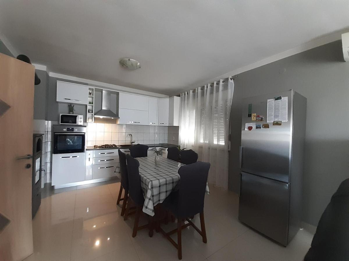 Apartment Gloria Zara Esterno foto